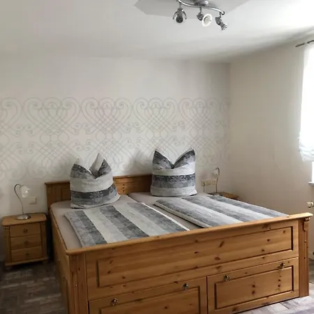 Am Duerrenbachtal Клингенталь